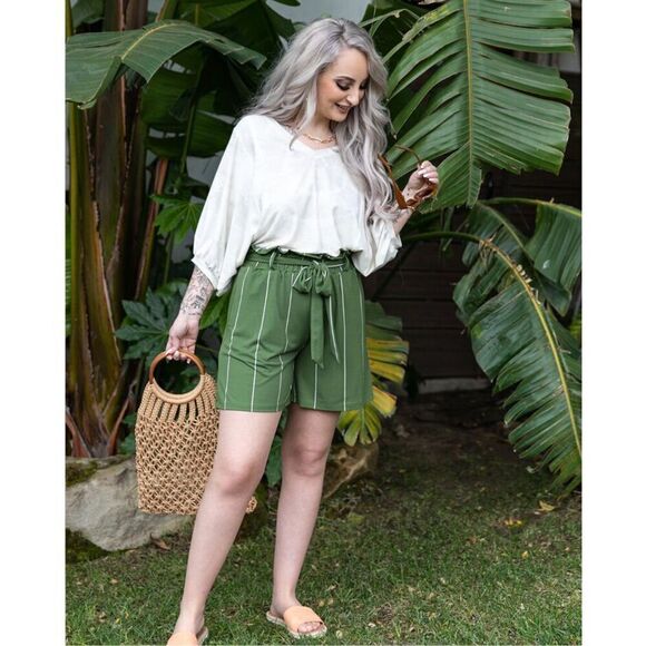 Lularoe Ella blue paper bag belted flowy knit XL shorts - Picture 1 of 5